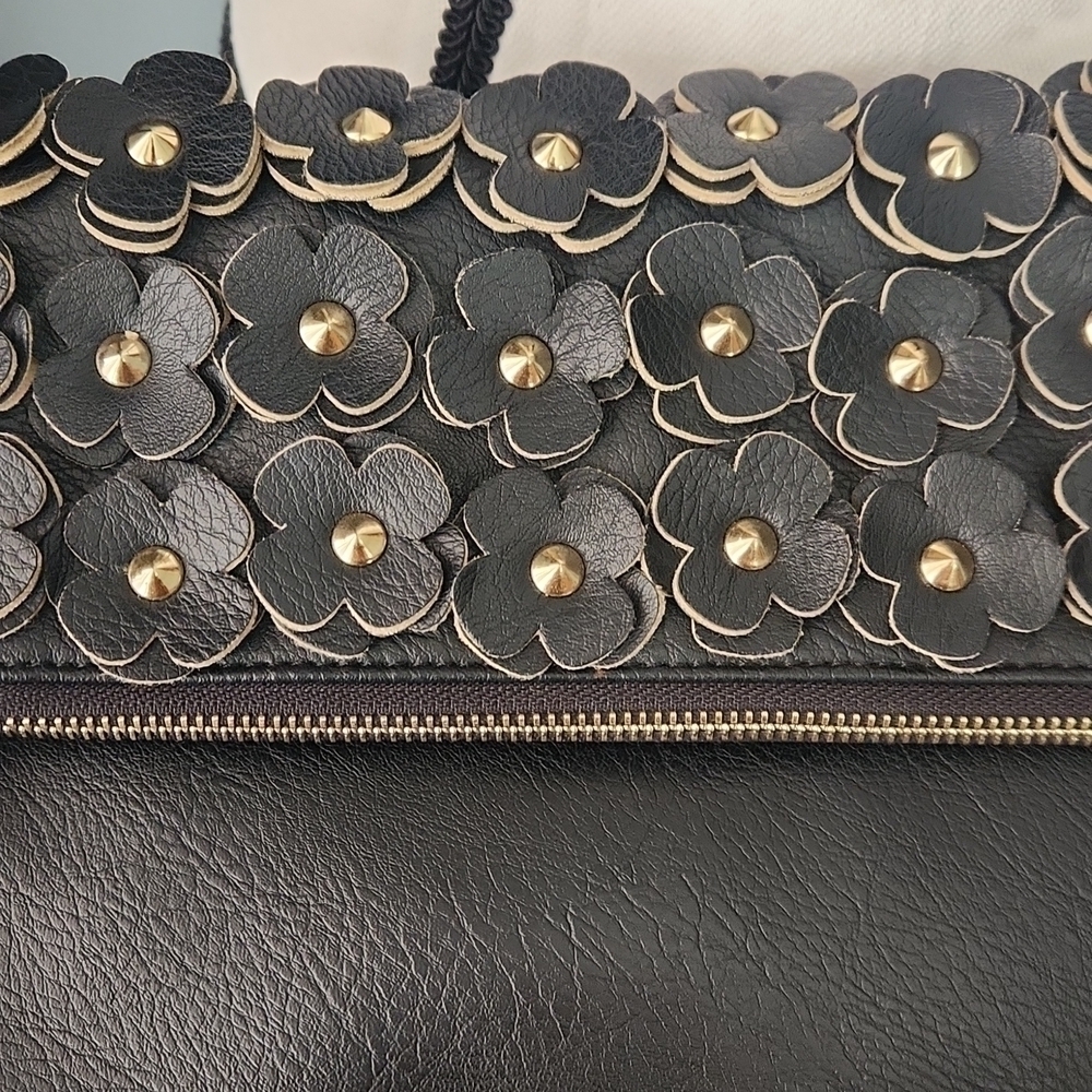Yoki Black And Gold Flower Cutout Crossbody Purse - Picture 7 of 7